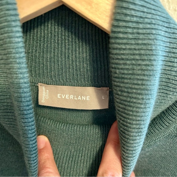 Everlane Turtleneck Short Sleeve Sweater in wool cotton blend size L - Picture 4 of 7